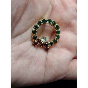 **Final Sale** Vintage Gold Tone Green Red Rhinestone Wreath brooch